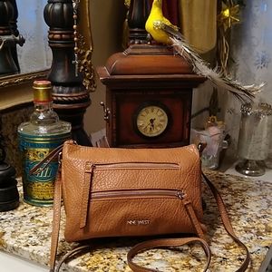 🥰❤️🌼 vegan nine West shoulder purse